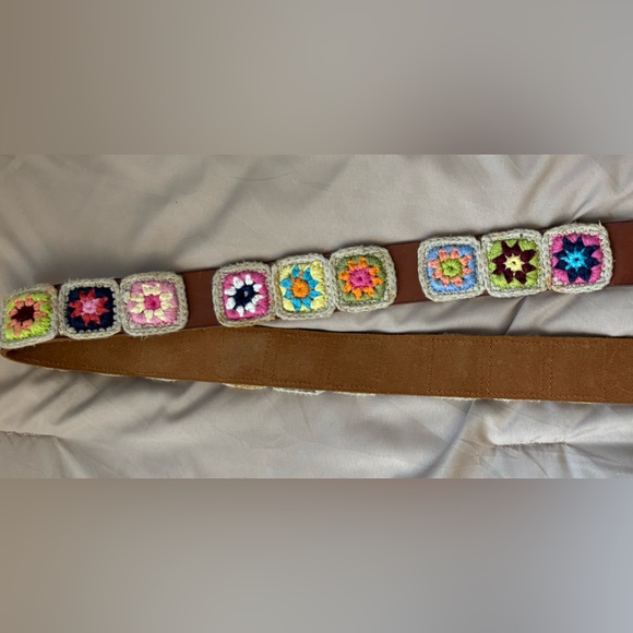 PATRICIA NASH Tan Knit Squares Bella Vista Leather Handbag Guitar Strap - Picture 2 of 4